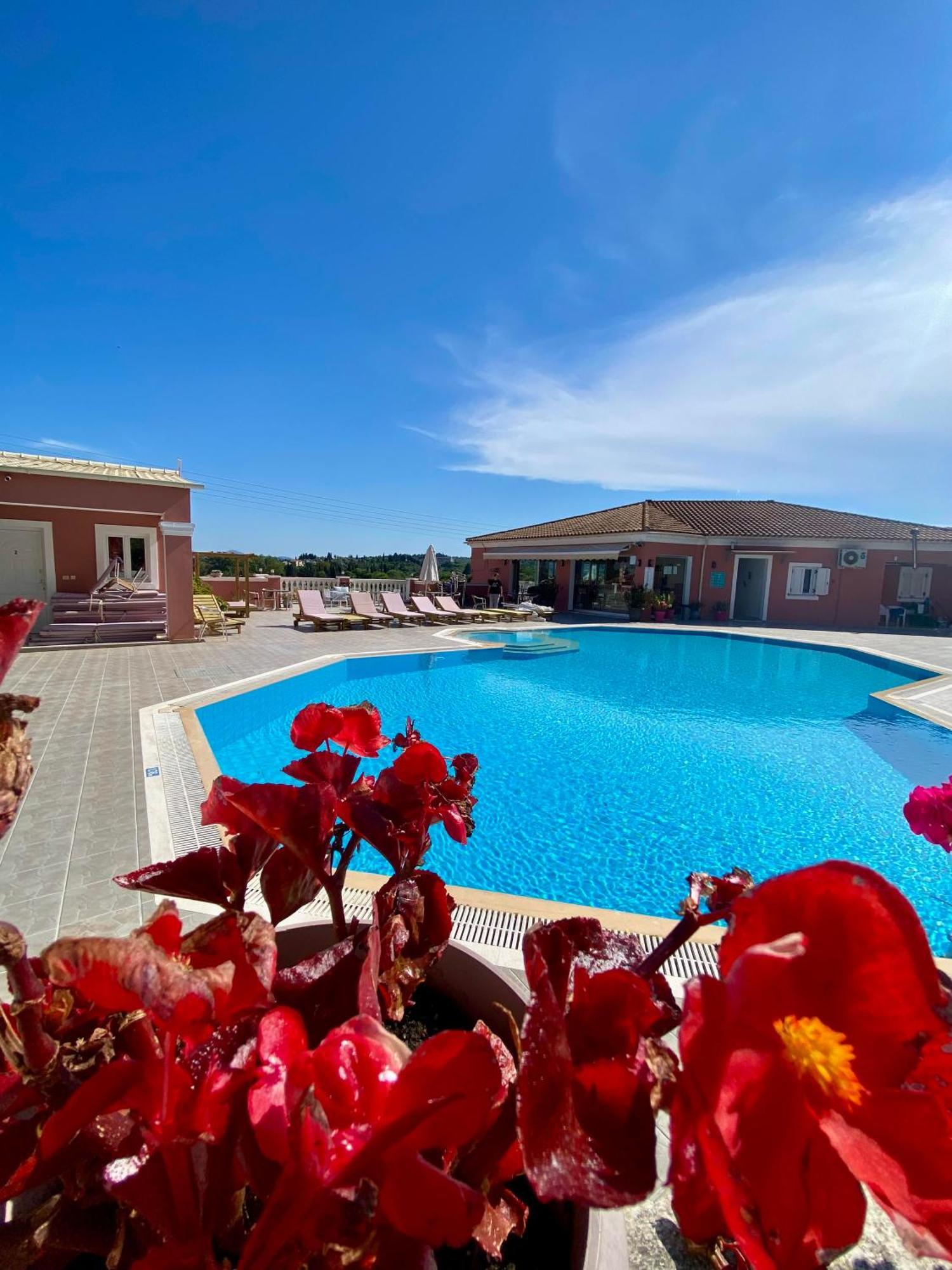 Paradiso Hotel Sea View And Pool Suites Ipsos Corfu Extérieur photo